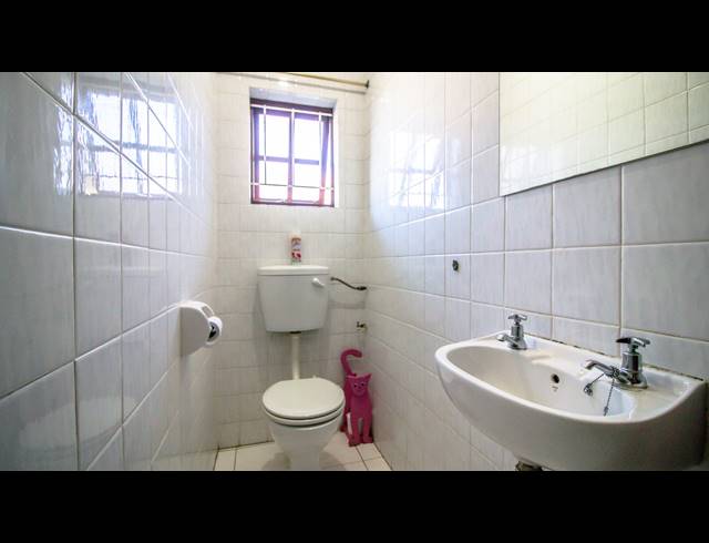4 BEDROOM HOUSE FOR SALE IN DORCHESTER HEIGHTS